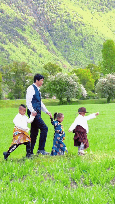 1655540991856.gif 1655540991856.gif