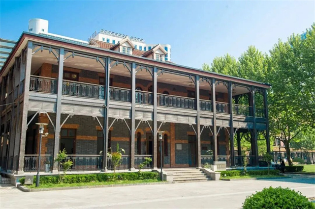 134449_744.jpg 134449_744.jpg