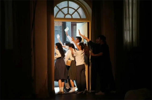 134527_285.jpg 134527_285.jpg