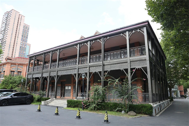 134437_699.jpg 134437_699.jpg