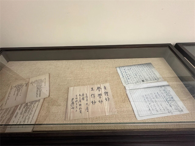 134459_710.jpg 134459_710.jpg