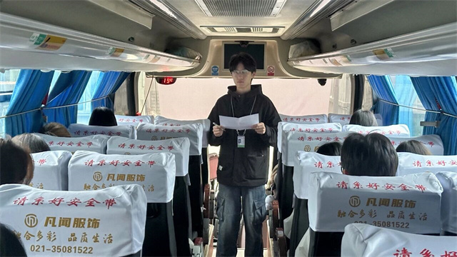 153650_228.jpg 153650_228.jpg