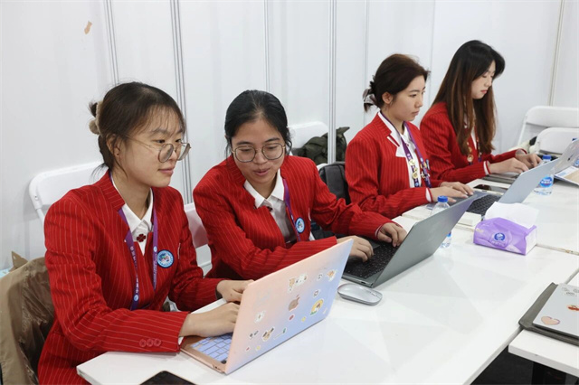 143613_418.jpg 143613_418.jpg