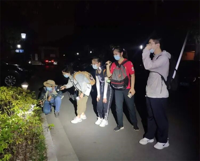 143327_686.jpg 143327_686.jpg