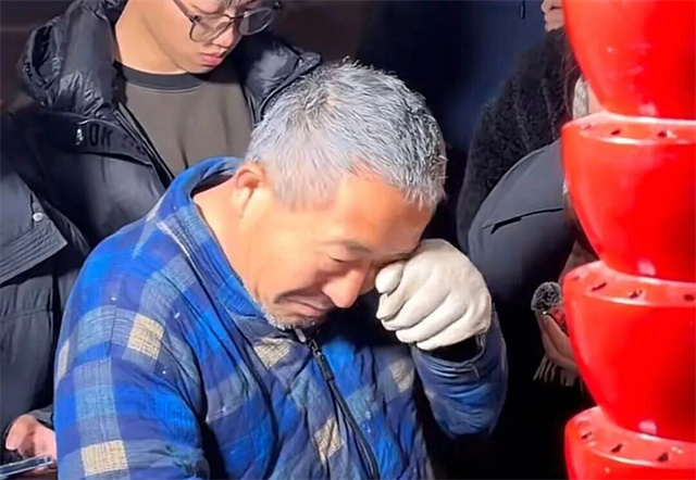 151219_892.jpg 151219_892.jpg