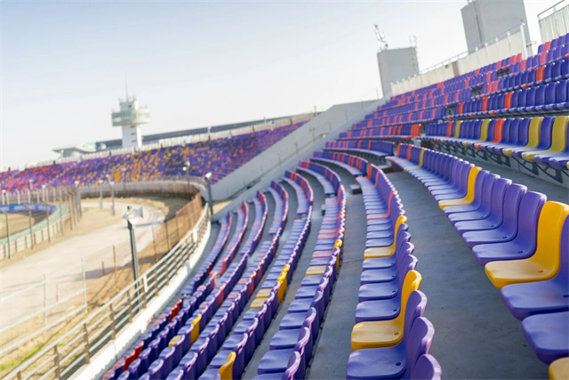 133500_395.jpg 133500_395.jpg