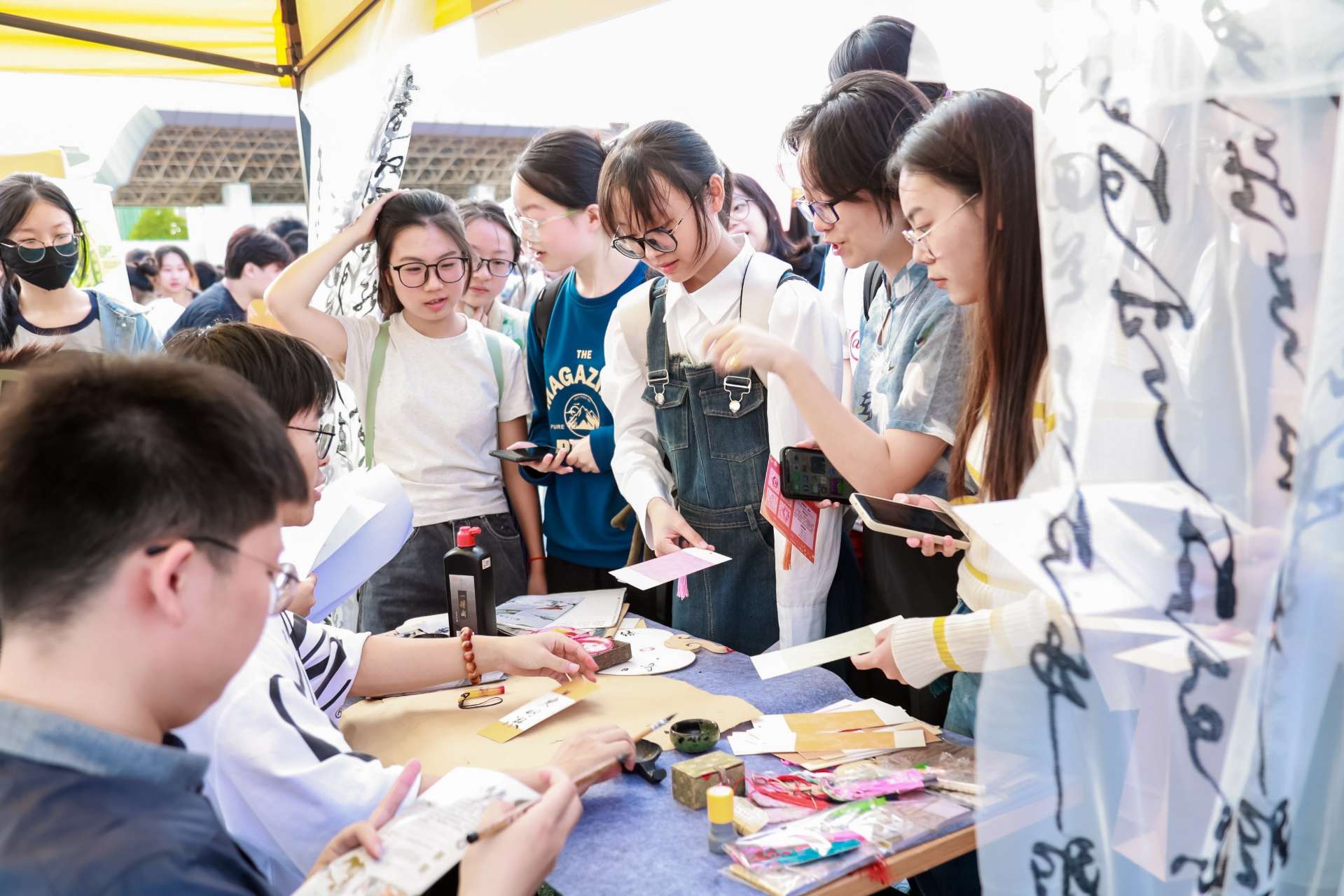8-展位易衡.jpg 8-展位易衡.jpg