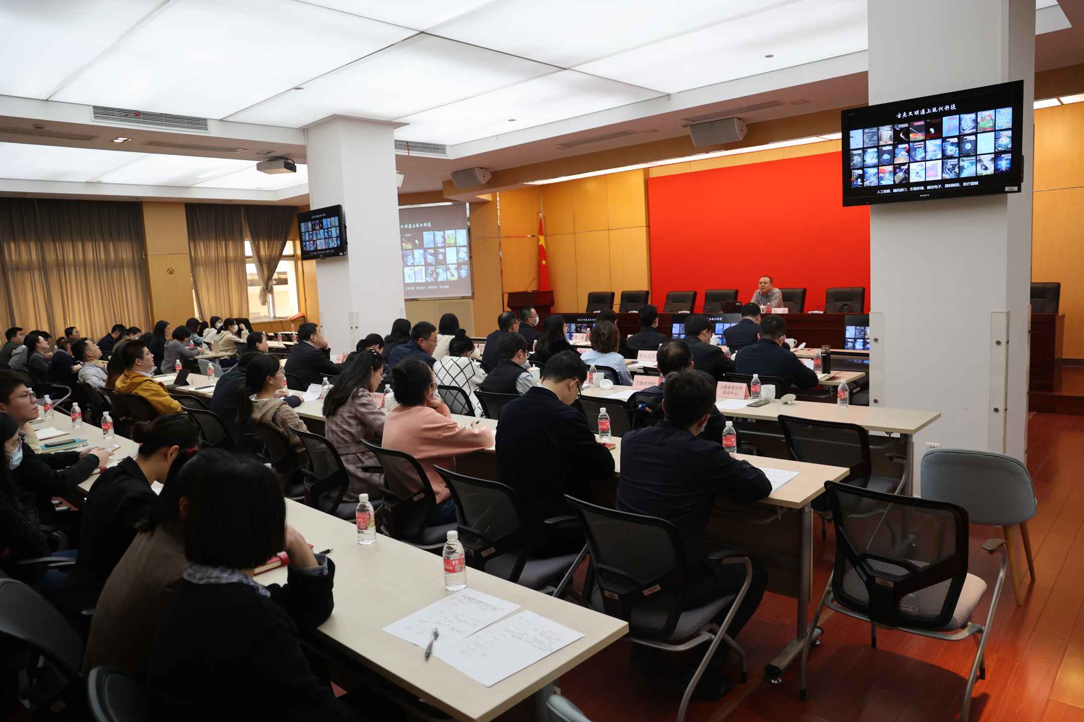 图片2.jpg 图片2.jpg